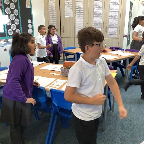 English - Marcy and the Riddle of the Sphinx